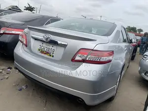 Toyota Camry SE 4dr Sedan (2.5L 4cyl 6AM) 2010 Silver