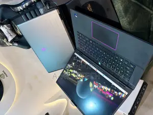 Laptop Dell Alienware M16 R2 16GB Intel Core Ultra 9 SSD 512GB
