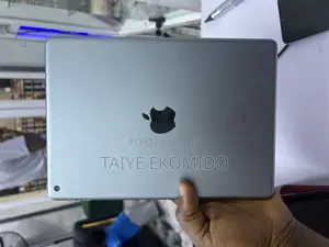 Apple iPad Wi-Fi 32 GB