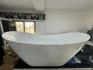 England Twyford Bathtub White Color