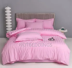 Zussy Duvet, Bedsheet and 4 Pillow Cases