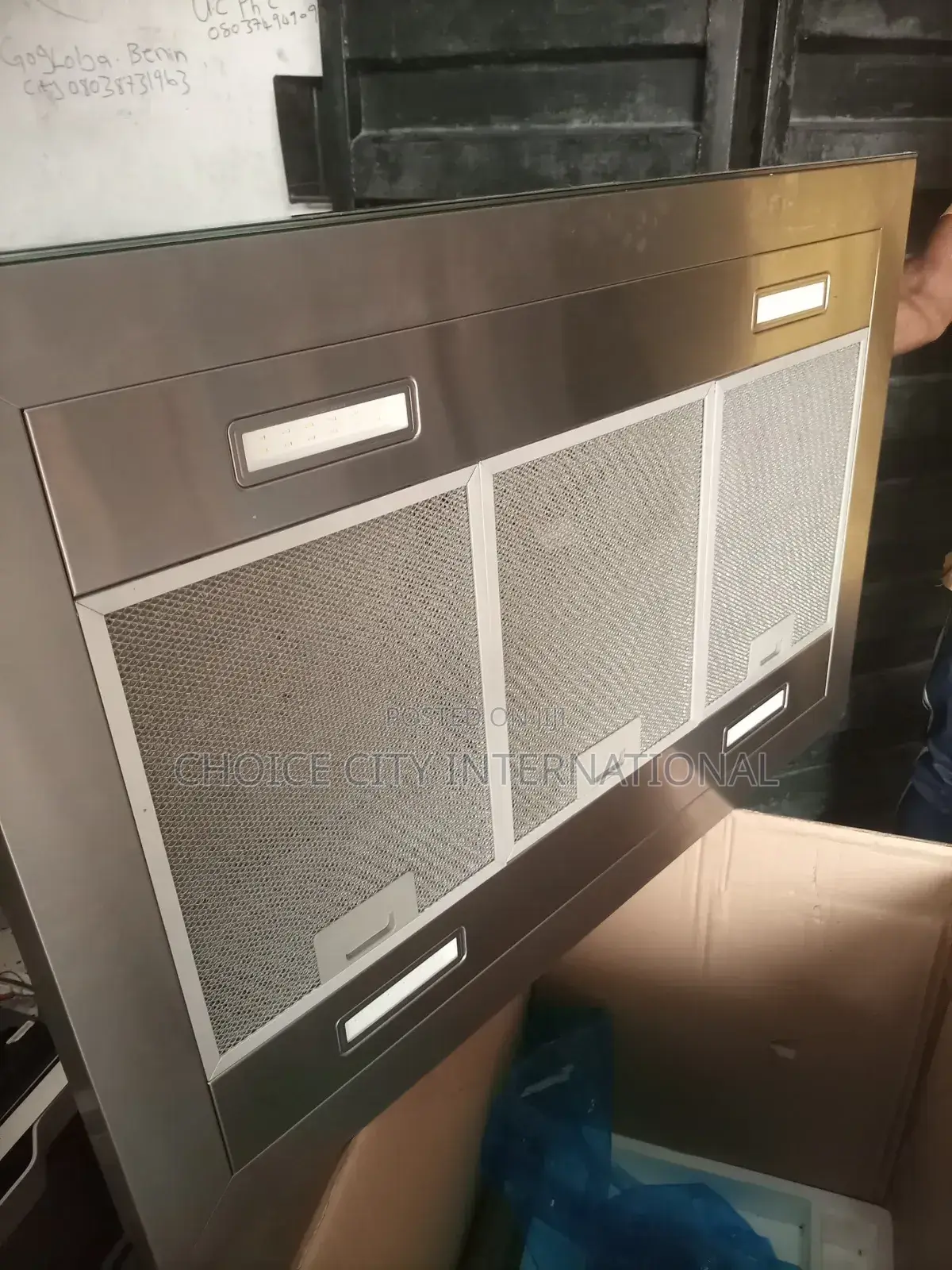 Bosch T Shape Range Hood