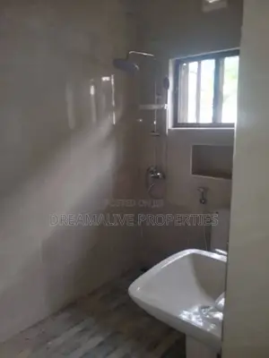 4bdrm Duplex in Gwarinpa for rent