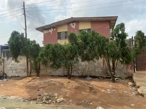 3bdrm Block of Flats in Off Akowonjo-Shasha for sale