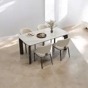 Solid 4 Seater Dinning Set