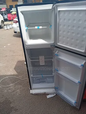 Skyrun Refrigerator 200litres