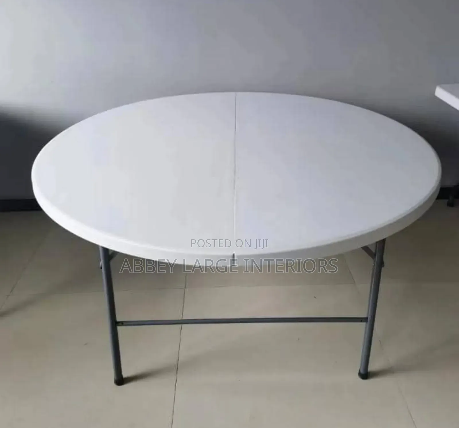 5ft Round Table