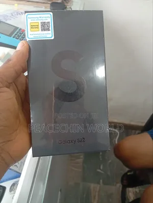 New Samsung Galaxy S22 5G 128 GB