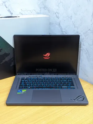 Laptop Asus ROG Zephyrus G16 32GB Intel Core i7 SSD 1T