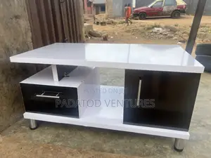 Brand New Modern Centre Table. Pay on Delivery