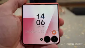New Samsung Galaxy Z Flip7 256 GB Red