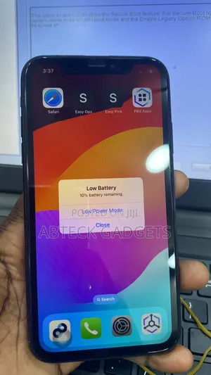 Apple iPhone XR 64 GB Gray
