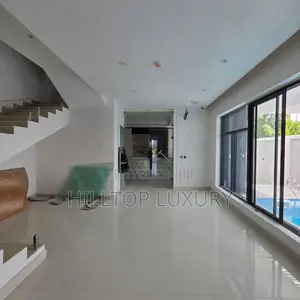 5bdrm Duplex in Lekki for sale