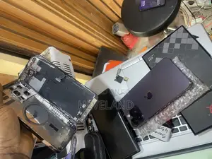 Phone Screen And Battery Replacement