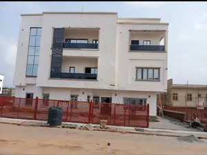 5bdrm Duplex in Asokoro for sale