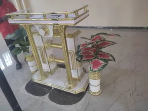 New Model Pulpit With 2 Flower Verce