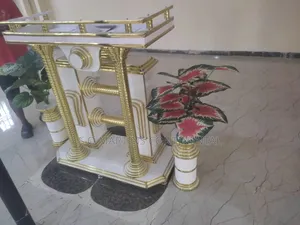 New Model Pulpit With 2 Flower Verce