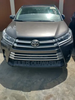 Toyota Highlander 2016 Gray