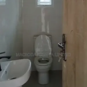 4bdrm Duplex in Adeniyi Jones for rent