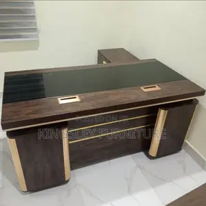 Gold Design1.6 Meters Office Tablet