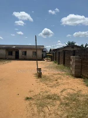 4bdrm Bungalow in Agric, Igando / Ikotun/Igando for sale