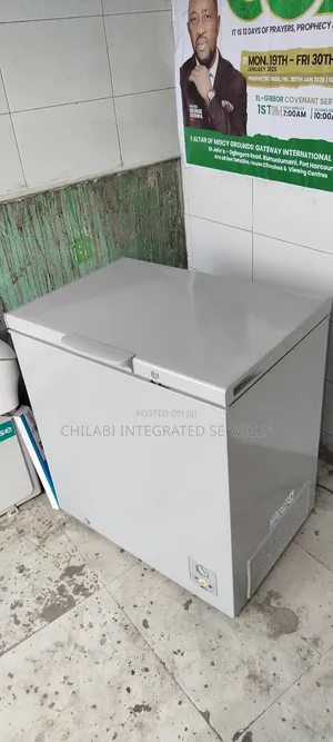2 Months Old Semi-New Hisense Low Voltage Clean Freezer 3ft 3 Layers