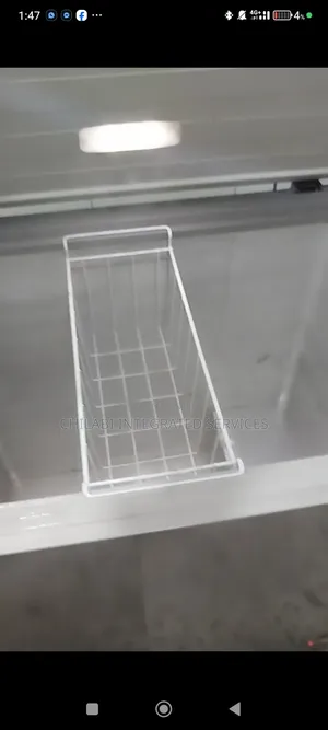 2 Months Old Semi-New Hisense Low Voltage Clean Freezer 3ft 3 Layers