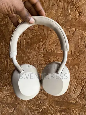 Sony Xm5 Headphones