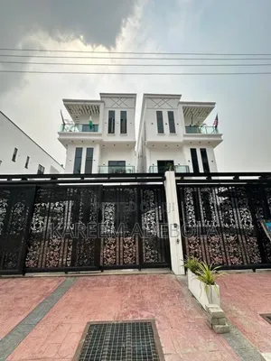 4bdrm Duplex in Ikate for sale