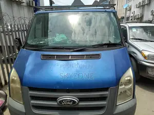 Ford Transit 2010 Blue