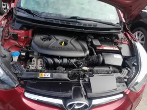 Hyundai Elantra SE Sedan FWD (1.8L 4cyl 6A) 2016 Burgundy