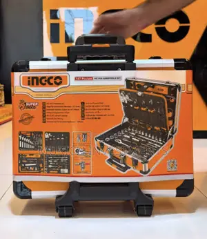 Ingco Hand Tools Set 147-Piece in Metal Case Professional