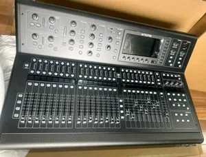 Midas M32 Live Digital Mixer