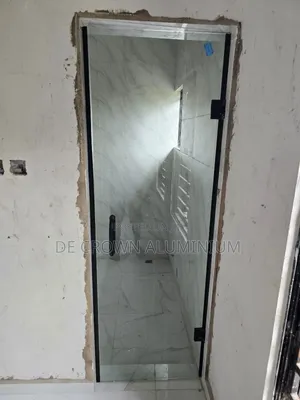 Luxury 10mm Tempered Clear Glass Toilet Door – Modern Durable Bath.