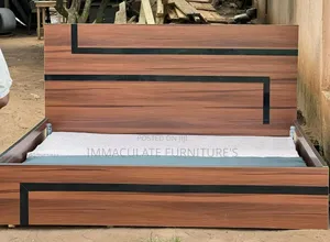 6x6ft Bedframe