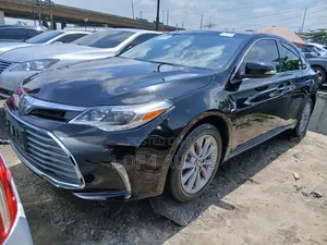 Toyota Avalon XLE Premium FWD Sedan (3.6L 6cyl 6A) 2016 Black