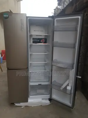 Hisense 634 Liters Side by Side Fridge With Door Alarm System