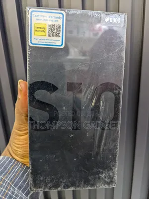 New Samsung Galaxy S10 128 GB Blue