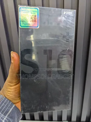 New Samsung Galaxy S10 Plus 128 GB Green