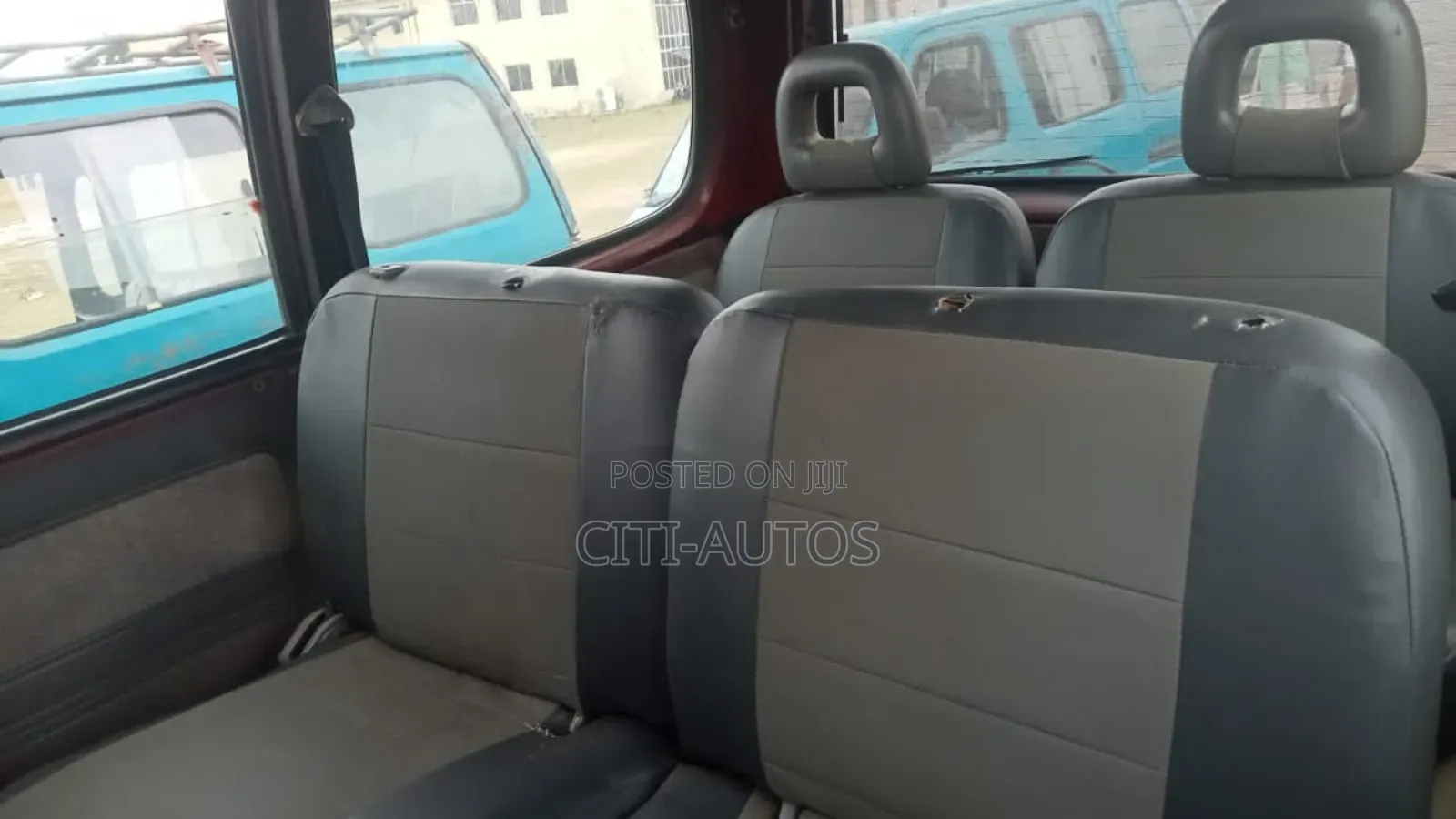 Nissan Serena 2003 Red