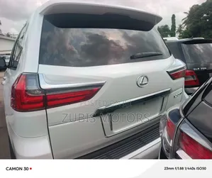 Lexus LX 570 AWD 2019 White