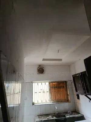 3bdrm Duplex in Adeniyi Jones for rent