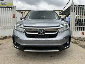 Honda Pilot Touring AWD 2019 Gray