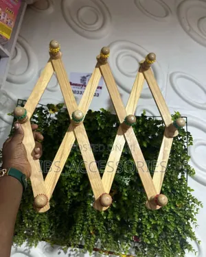 Wooden Wig and Bag Hanger