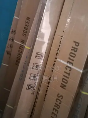 72*72 Inch Tripod/Motorized Projector Screen