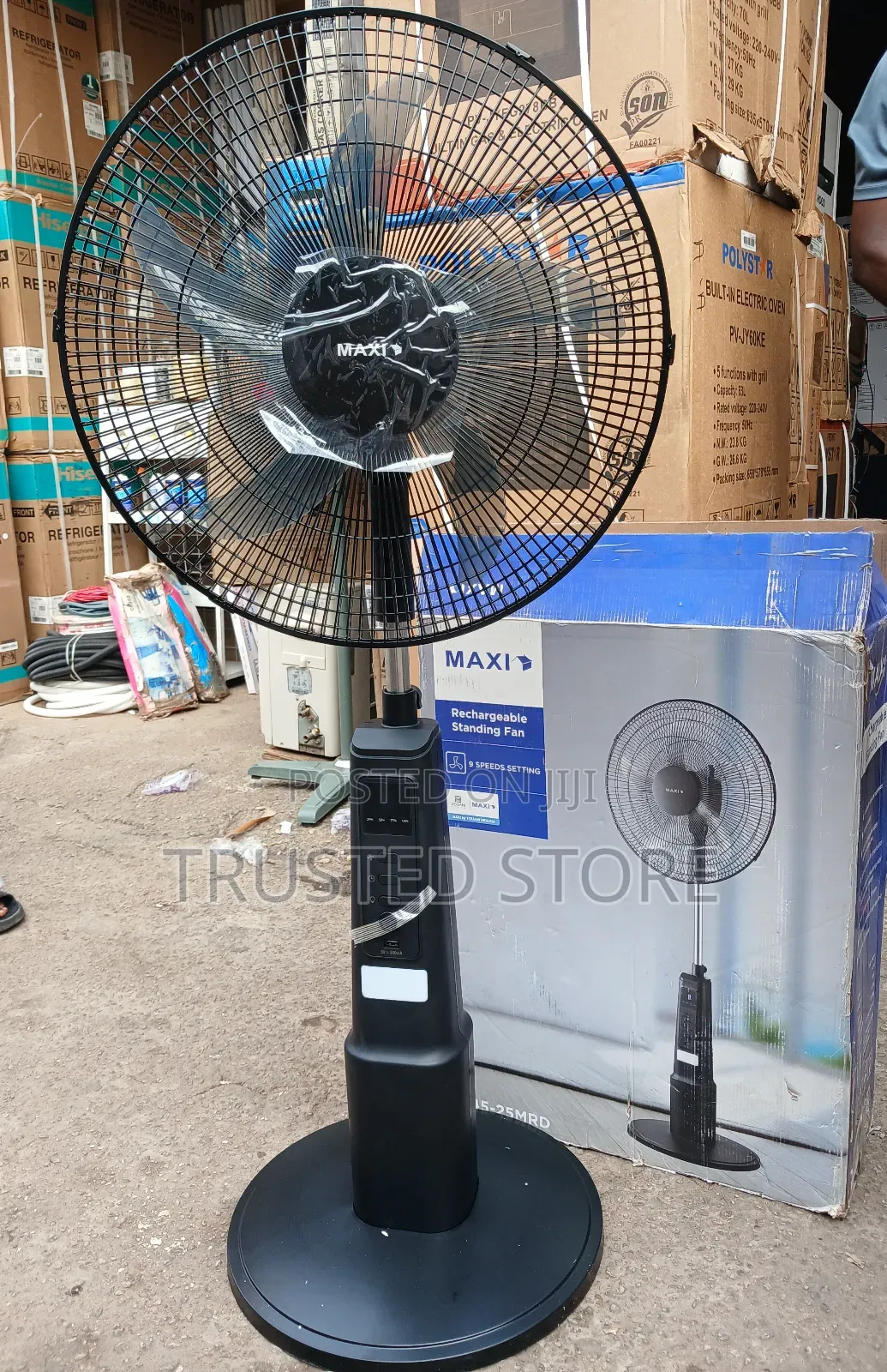 Maxi 18" Rechargeable Fan