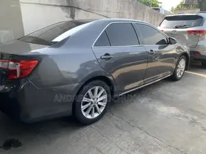 Toyota Camry 2014 Gray