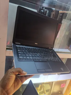 Laptop Dell Latitude 7440 8GB Intel Core i7 SSD 256GB