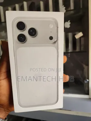 New Apple iPhone 17 Pro Max 256 GB Silver