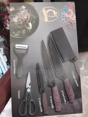 Plus Kitchen Knife Set Is Available